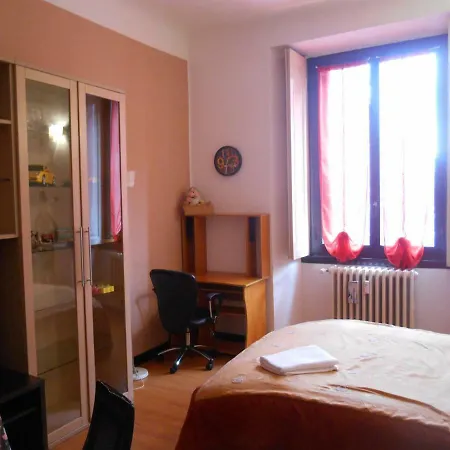 Casa Di Charlie Chaplin Milán